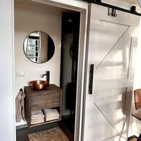 Tiny House Of Picasso Warmenhuizen