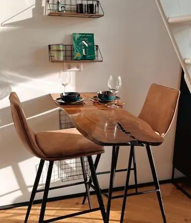 Tiny House Of Picasso * Warmenhuizen